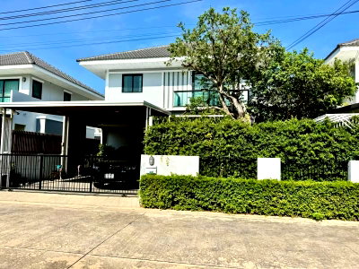 Houses for sale : Second-hand detached house for sale, Manirin Park Village, Bang Phra, Sriracha, Chonburi