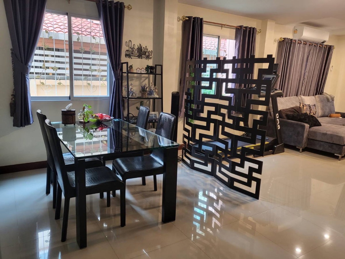 picture Urgent!! Selling a semi-detached house, Suriya Perfect Village 1 - 4/10