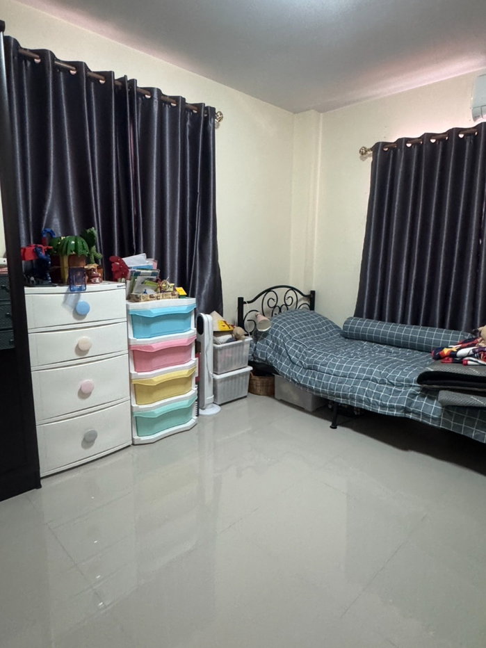 picture Urgent!! Selling a semi-detached house, Suriya Perfect Village 1 - 9/10