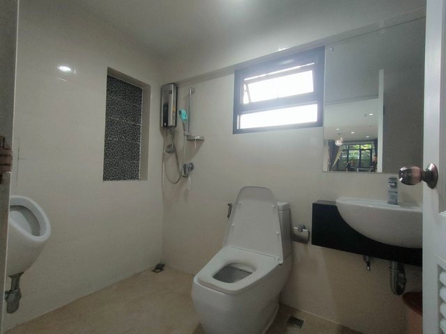 รูป ขายบ้านเดี่ยว 2 ชั้น ม.ธีรินทร์ พาร์ค จรัญ 13-กาญจนาภิเษก Built-in พร้อมอยู่ - รูปที่ 34/40