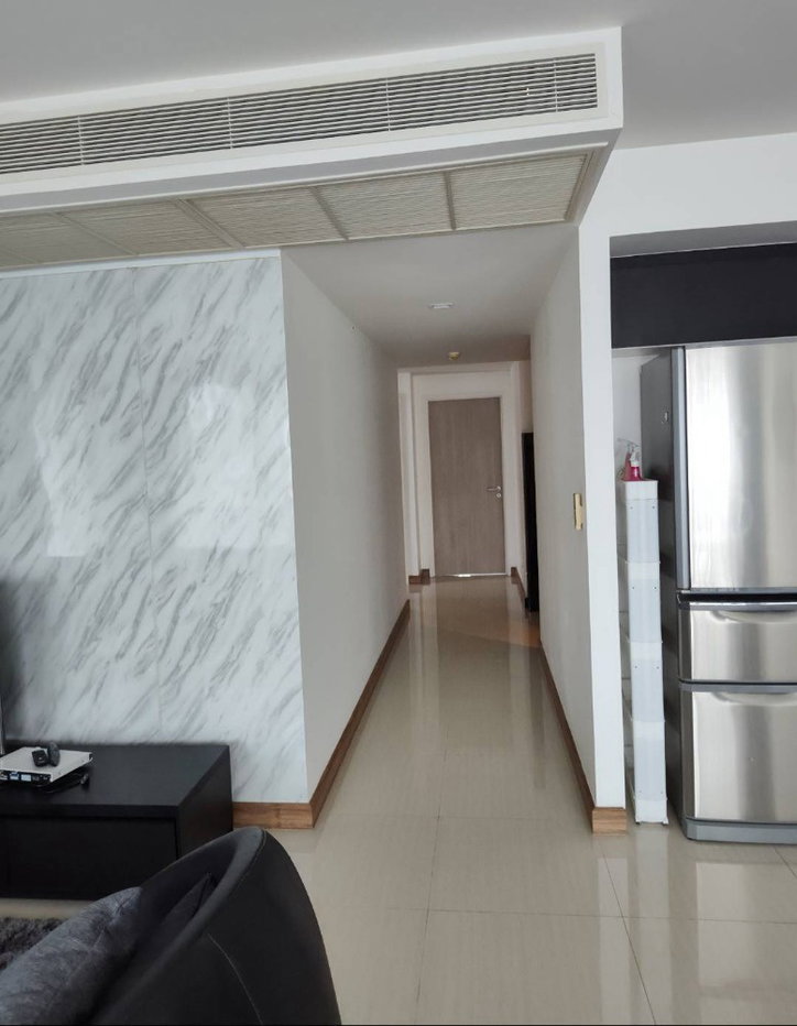 picture #S1864 For Rent Downtown 49 - 5/23