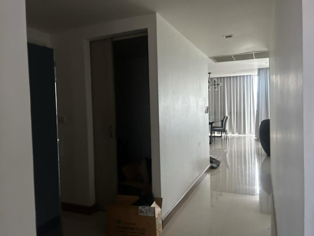 picture #S1864 For Rent Downtown 49 - 17/23