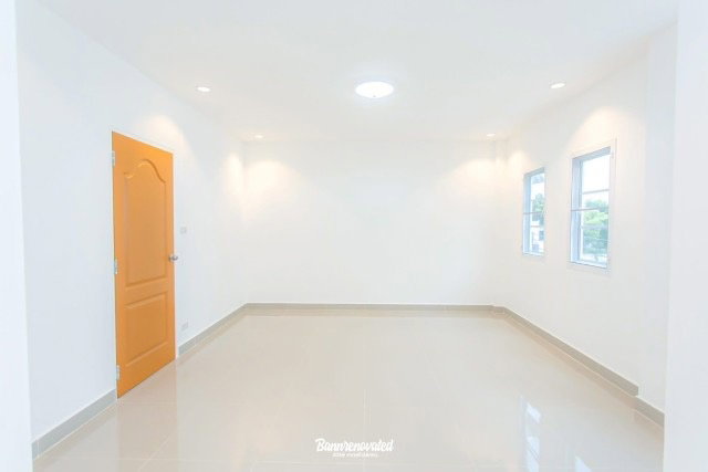 รูป ทาวน์เฮ้าส์ 3 ชั้น 4 ห้องนอน 3 ห้องน้ำ นวลจันทร์ ซ. 30 สไตล์มินิมอล ทำเลดี ใกล้ทางด่วน ใกล้ตลาดปัฐวิกรณ์ ราคาเพียง 3.99 ล้านบาท 🔥#ฟรีโอน 🔥 - รูปที่ 22/25
