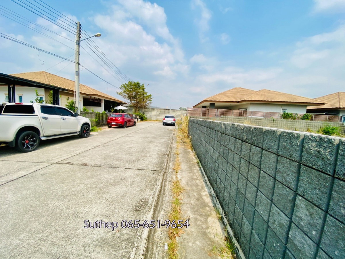 รูป ขายที่ดินถมแล้วพร้อมรั้วคอนกรีต หมู่บ้าน Ozone Villa บ้านฉาง ระยอง ตารางวาละ 10,000 บาท ใกล้โลตัสใหญ่ 3 กม. - รูปที่ 5/13