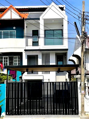 Townhouses for sale Department of Mental Health : 💥SL-6294💥3-story townhome for sale, Soi Tiwanon 43👉Add Line @mastercondo