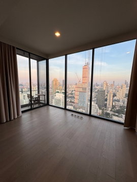 LTHC11477 - Celes Asoke FOR RENT Size 136.79 sqm. 3 beds 3 baths Near BTS Asok Station ONLY 150K/Month