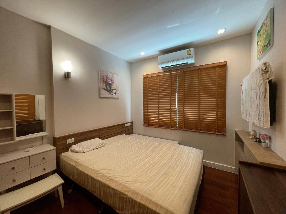 รูป ขายบ้านบางกอก บูเลอวาร์ด รามอินทรา กม.2 สังคมส่วนตัว ทำเลดี สภาพสวย พร้อมเฟอร์นิเจอร์ พร้อมอยู่ ราคาเพียง 13.5 ล้านบาท - รูปที่ 14/36