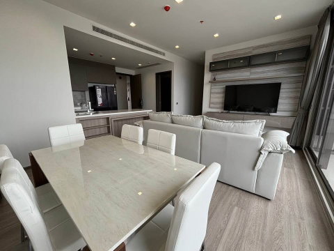 LTH11522 - Rhythm Charoenkrung Pavillion FOR RENT Size 100 sqm. 2 beds 2 baths Near BTS Saphan Taksin Station ONLY 90K/Month
