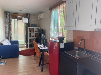 ชั้น 3 ห้องมุม หน้าต่างพิเศษ ห้องนั่งเล่นกว้างกว่าห้องอื่น วิวต้นไม้ 1 BEDROOM ไนซ์ สวีท สนามบินน้ำ กองสลาก กระทรวงพาณิชย์ ปปช.