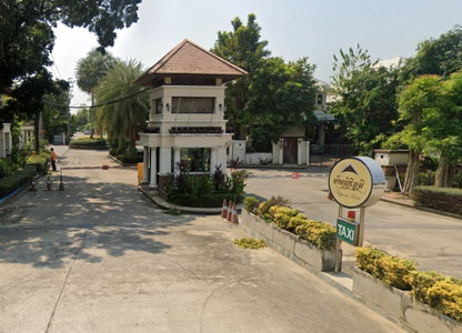 Baan Nitipoom