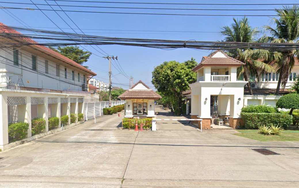 รูป Benyapha Pinklao - รูปที่ 2/2