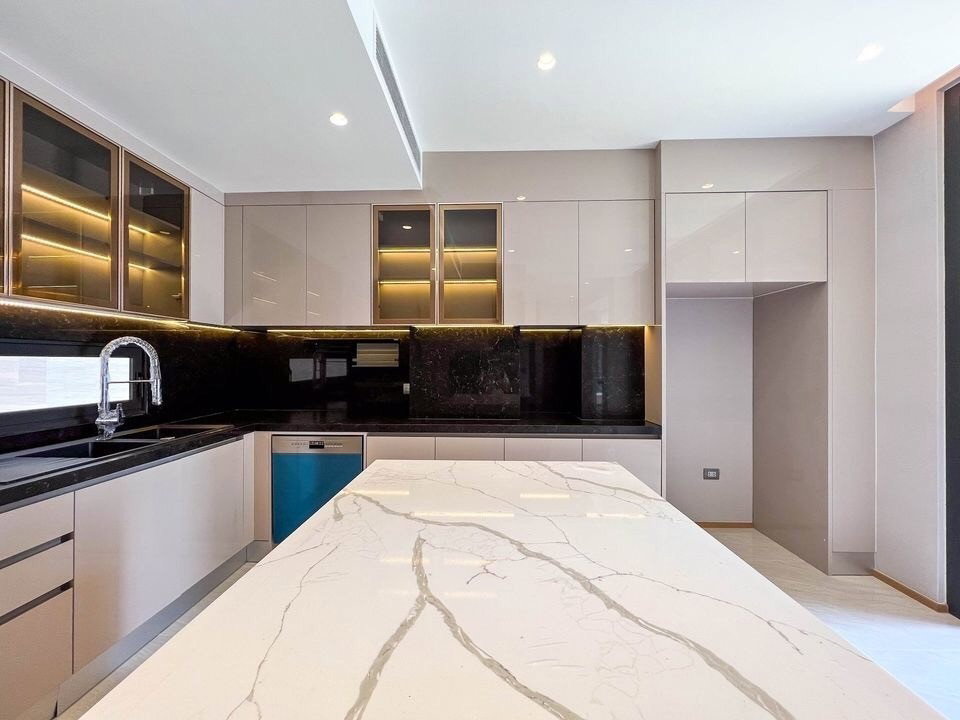 picture LTHC11520 – House FOR SALE at Anina Villa Sathorn-Yenakart Size 60 sq.w. 530 sqm. 4 beds 6 baths Near BTS Khlong Toei ONLY 68 MB - 4/9
