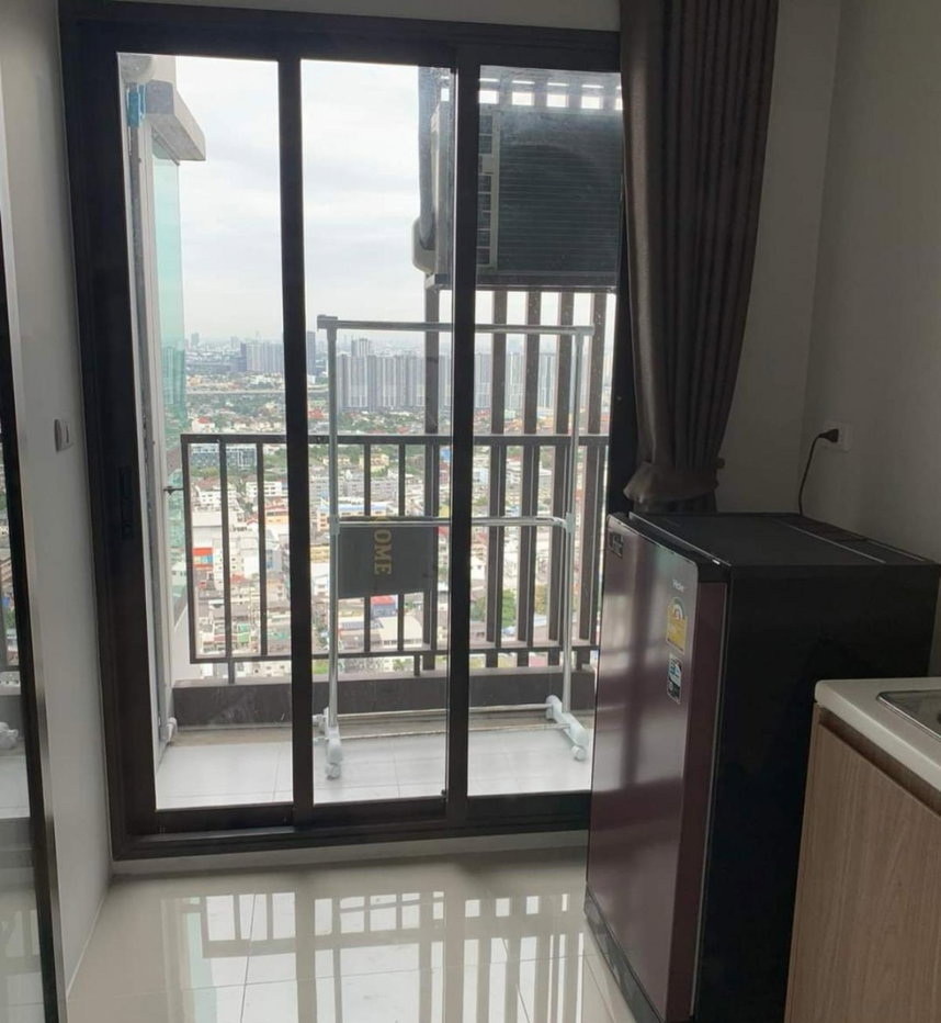 picture #S2052 For Rent The Stage  Taopoon Interchange - 5/9