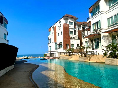 ขายบ้านเดี่ยว : โอกาสสุดท้าย!!!! บ้านพักตากอากาศสุดหรู ติดทะเลบางแสน พร้อมชายหาดส่วนตัว