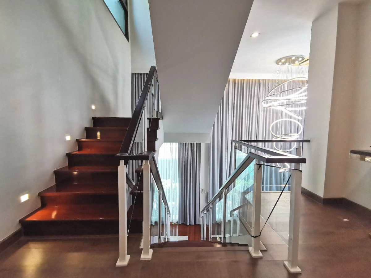 รูป บ้านเดี่ยวหรู 3 ชั้น สไตล์ Super Luxury Villa โครงการบ้านกลางเมือง คลาสเซ่ เอกมัย-รามอินทรา - รูปที่ 7/12
