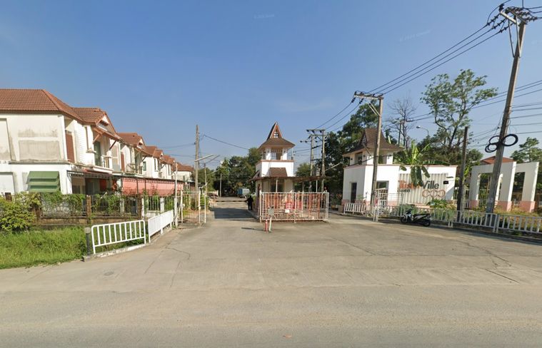 The Cluster Ville 1