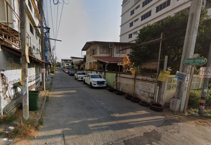 ปิ่นทองธานี
