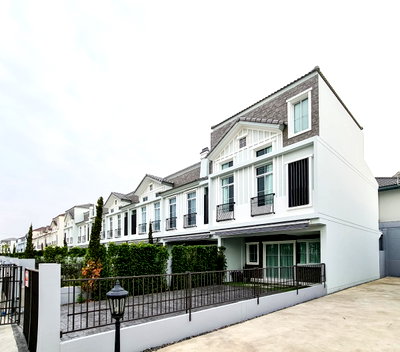 ทาวน์โฮมให้เช่า : ให้เช่าบ้านทาวน์โฮม อินดี้ บางนา-รามคำแหง 2 ใกล้ MEGA Bangna (ST-02)