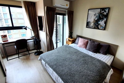 Condos for rent : MN2233 IDEO Sathorn - Wongwian Yai  Full Fuenituned