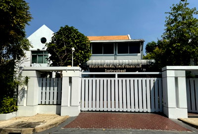 บ้านเดี่ยว ถนนรามอินทรา : บ้านปัญญา รามอินทรา ใกล้สนามกอล์ฟปัญญารามอินทรา  พื้นที่กว้างบรรยากาศร่มรื่น ต้องรีโนเวท บ้านพร้อมโอนค่ะ