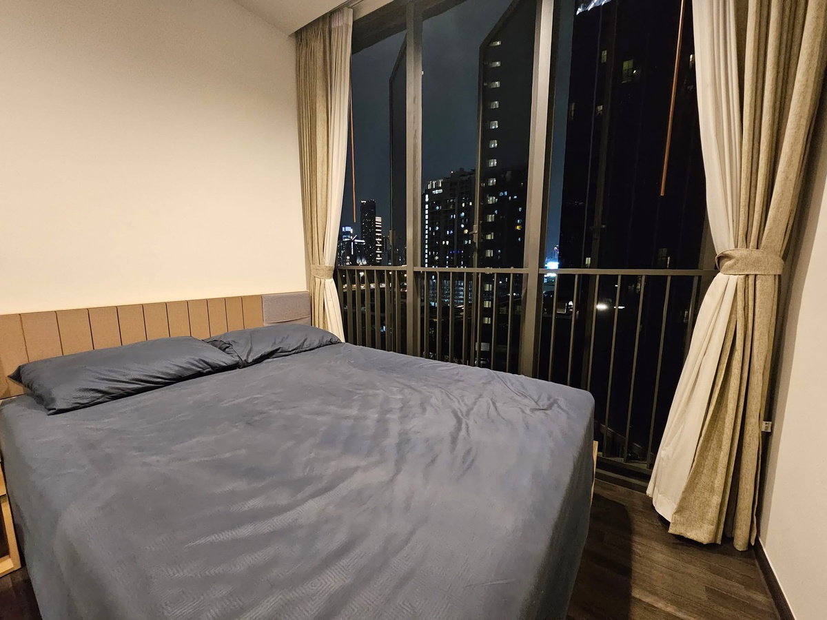 picture #R2275 For rent THE LINE Asoke-Ratchada - 2/5