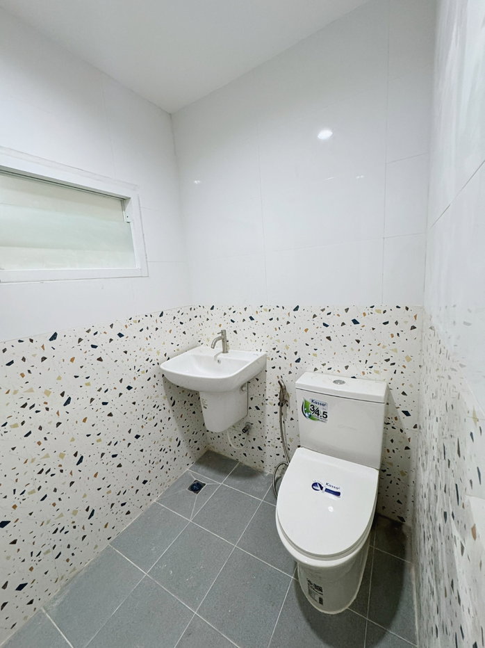 รูป 🔅ทาวน์เฮ้าส์รีโนเวทใหม่🏠2ชั้น 2นอน หมู่บ้านวโรชา2 เอกชัย127 - รูปที่ 25/26