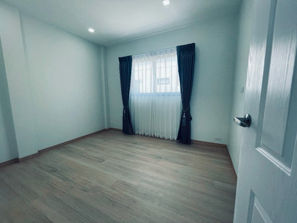 รูป #S2262 ให้เช่า ETERNITY TOWN PRIMROSE VACHARAPHOL - รูปที่ 10/13