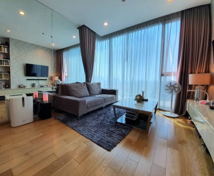 Code: KJ4397  for rent The Breeze Narathiwas // Line ID: @kjcondo (with @) //