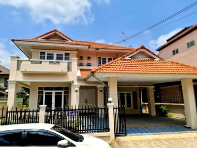 บ้านเดี่ยว รร.เตรียมอุดมศึกษาน้อมเกล้า  : ขายบ้านเดี่ยว รีโนเวทใหม่ทั้งหลัง หมู่บ้านเพอร์เฟคเพลส รามคำแหง 164 เนื้อที่ 72 ตร.ว. ราคาถูก