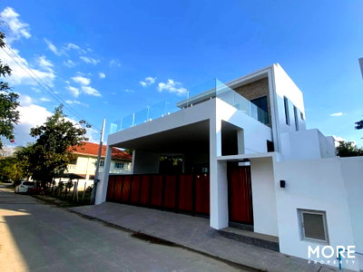 Houses for sale Muang Chiang Mai Chiang Mai : Detached Pool Villa – Padad: 4 Bedrooms, 4 Bathrooms, 70 sq.w. (ID: 109PS)