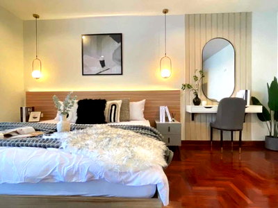 ขายคอนโด : LTH11577-Phayathai Plaza FOR SALE Size 65.84 sqm. 1 bed 2 baths Near BTS Phaya Thai ONLY 6.99 MB
