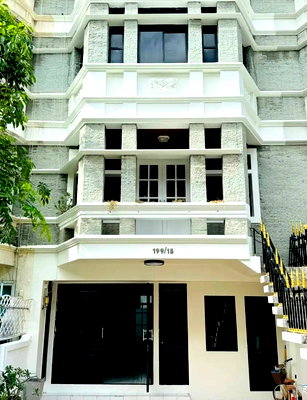 เช่าทาวน์โฮม วัน แบงค็อก   : LTH11584 – HOUSE FOR RENT at Sukhumvit 31 Size 33 sq.w. 350 sqm. 3 beds 4 baths Near Phrom Phong ONLY 85K/Month