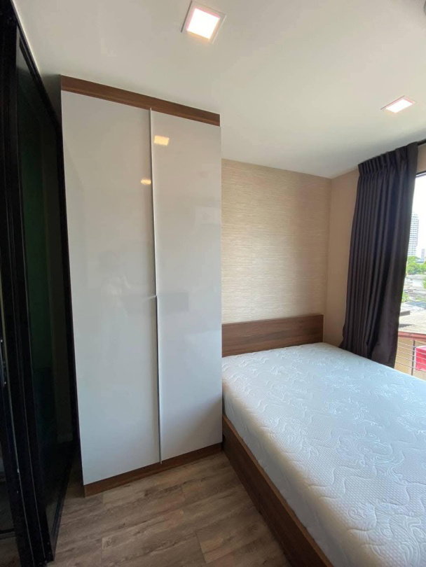 รูป P661 ให้เช่าคอนโด Modiz Ratchada 32 (โมดิช รัชดา32) ห้องมุม ห้องสวย เฟอร์ครบ เครื่องซักผ้า ราคาพิเศษ - รูปที่ 5/18