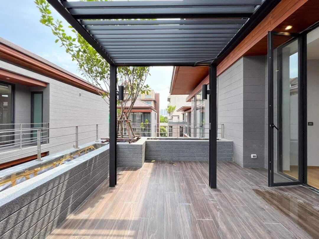picture LTHC11559 – Anina Villa Sathorn-Yenakart FOR SALE Size 60 sq.w. 520 sqm. 4 beds 5 baths ONLY 68 MB - 6/16