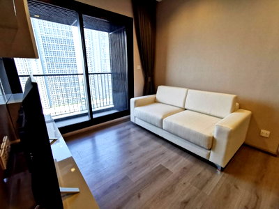 Condos for rent : for rent : The Politan Rive (2 bed 2bath area 52 sqm.) ready to move in