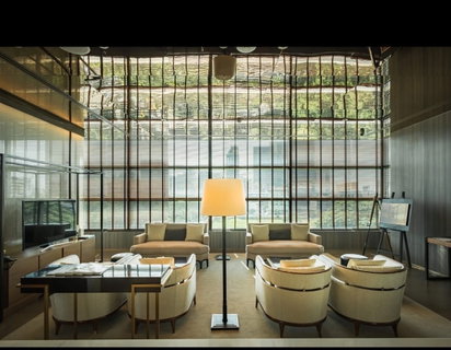 LTHC11725 -Sindhorn tonson FOR SALE Size 106 sqm. 2 beds 2 baths Near BTS Ratchadamri Station ONLY 48 MB