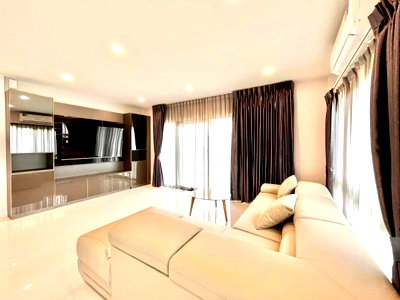 เช่าบ้านเดี่ยว หลักสี่พลาซ่า : LTH11736 – House For Rent at Centro Vibhavadi Size 75.4 sq.w. 301.6 sqm. 4 beds 5 baths Near ฺDon Mueang Airport ONLY 130K/Month