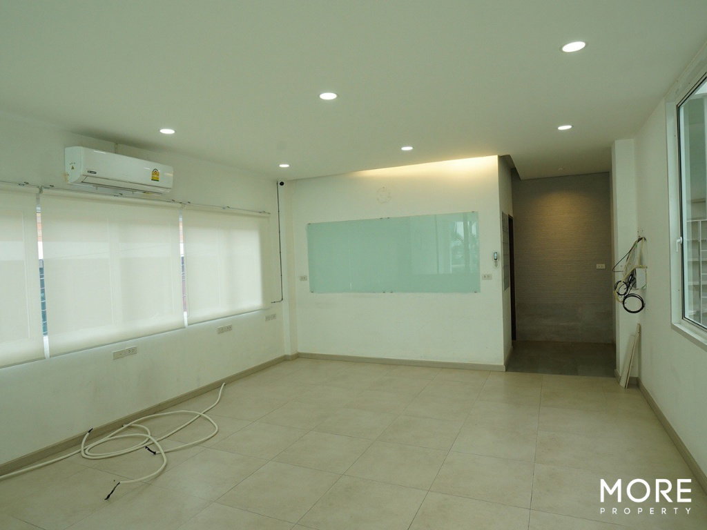 รูป โฮมออฟฟิศ – หลังมช 3ห้องนอน 7ห้องน้ำ 116 ตร.ว. (ID:045BS) - รูปที่ 4/22