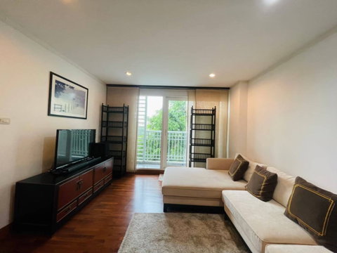 ด่วน Baan Siri sathorn suanplu บ้านสิริสาทร สวนพลู  2 ห้องนอน 2 ห้องน้ำ 77 ตร.ม ห้องสวยมาก วิวสวย ตำแหน่งดี ปรอดโปร่งอากาศถ่ายเทดีมาก 087-9074045