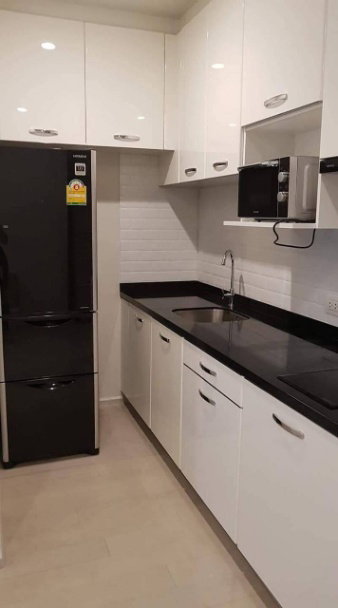 รูป For rent Noble Ploenchit พร้อมเฟอร์นิเจอร์และเครื่องใช้ไฟฟ้าครบ - รูปที่ 6/17