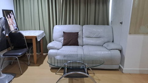The Trendy Condominium (เดอะ เทรนดี้ คอนโดมิเนียม)        ขนาด 35 ตร ม        สตูดิโอ 1 ห้องน้ำ        ชั้น 8