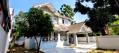 Houses for sale : For Sale: 2-Storey Detached Corner House at Na Buri Village, Suhra Khlong Nueng Road 