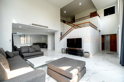 เช่าบ้านเดี่ยว นนทบุรี : Nichada Premier Place 1 5 bedrooms, for rent