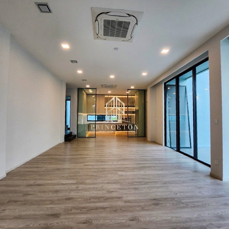 รูป  ขายบ้านเดี่ยว 3 ชั้นสุดหรู โครงการ VIVE กรุงเทพกรีฑา  - รูปที่ 3/19