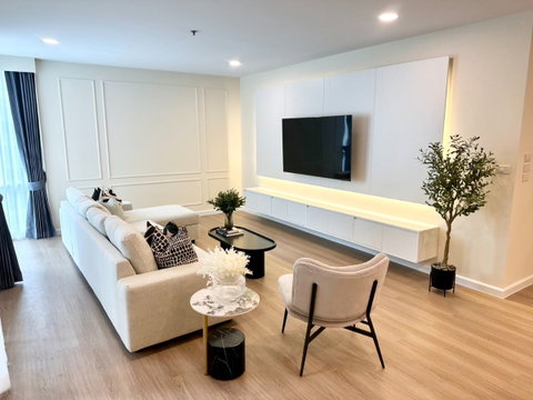 ✨Condo for Rent: Grand Langsuan (BTS Ratchadamri) AP-02 line : @condo91