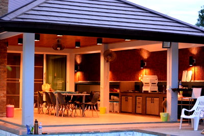 Houses for sale  Yak Jay Market : Pool villa for SALE  sattahip   bussiness pool villa