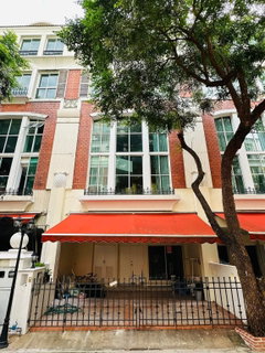 รูปภาพ LTH11813 - Townhouse FOR RENT at Baan Klang Krung Size 400 sqm. 100 sqw. 4 beds 6 baths Near BTS Thonglor ONLY 120K/Month