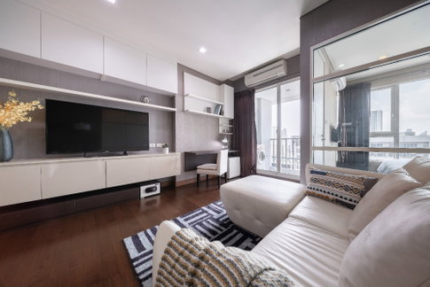 🌀 Rent!Luxury condo ✨ Ivy Condo, Thong Lo Renovated! Hi-Speed Internet. 1 Bed,Jacuzzi, Fully Furnished , Corner room, 🚇BTS Thonglor