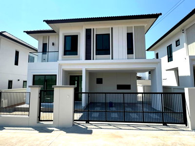 ขายบ้านเดี่ยว : ขายบ้านเดี่ยวมือหนึ่ง บ้านโบนิต้า ซอยลุงเทิ้ม นาพร้าว ศรีราชา, ชลบุรี