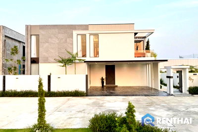 Houses for sale Frost Magical Ice of Siam : Exclusive villa for sale in a quiet area